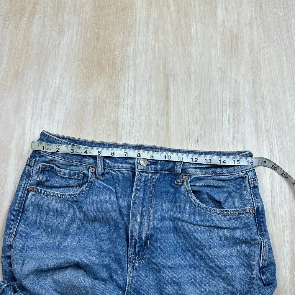 American Eagle Distressed Mom Jean Strigid High Rise Straight Casual Jeans 12